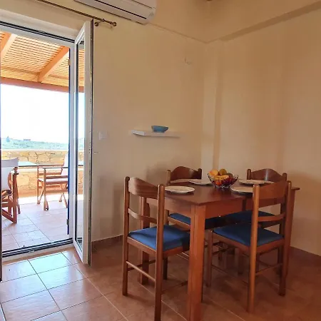 Stoupa Lefktro 9 Apartmán *